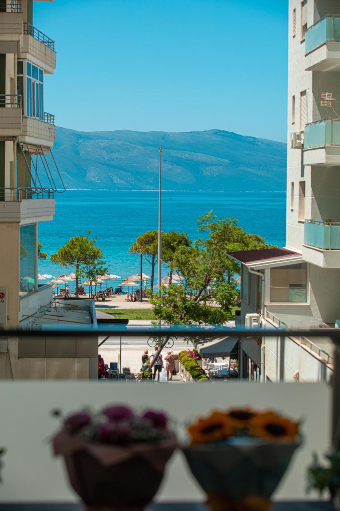 Vlore Luxury Apartaments "Fael" Exteriör bild