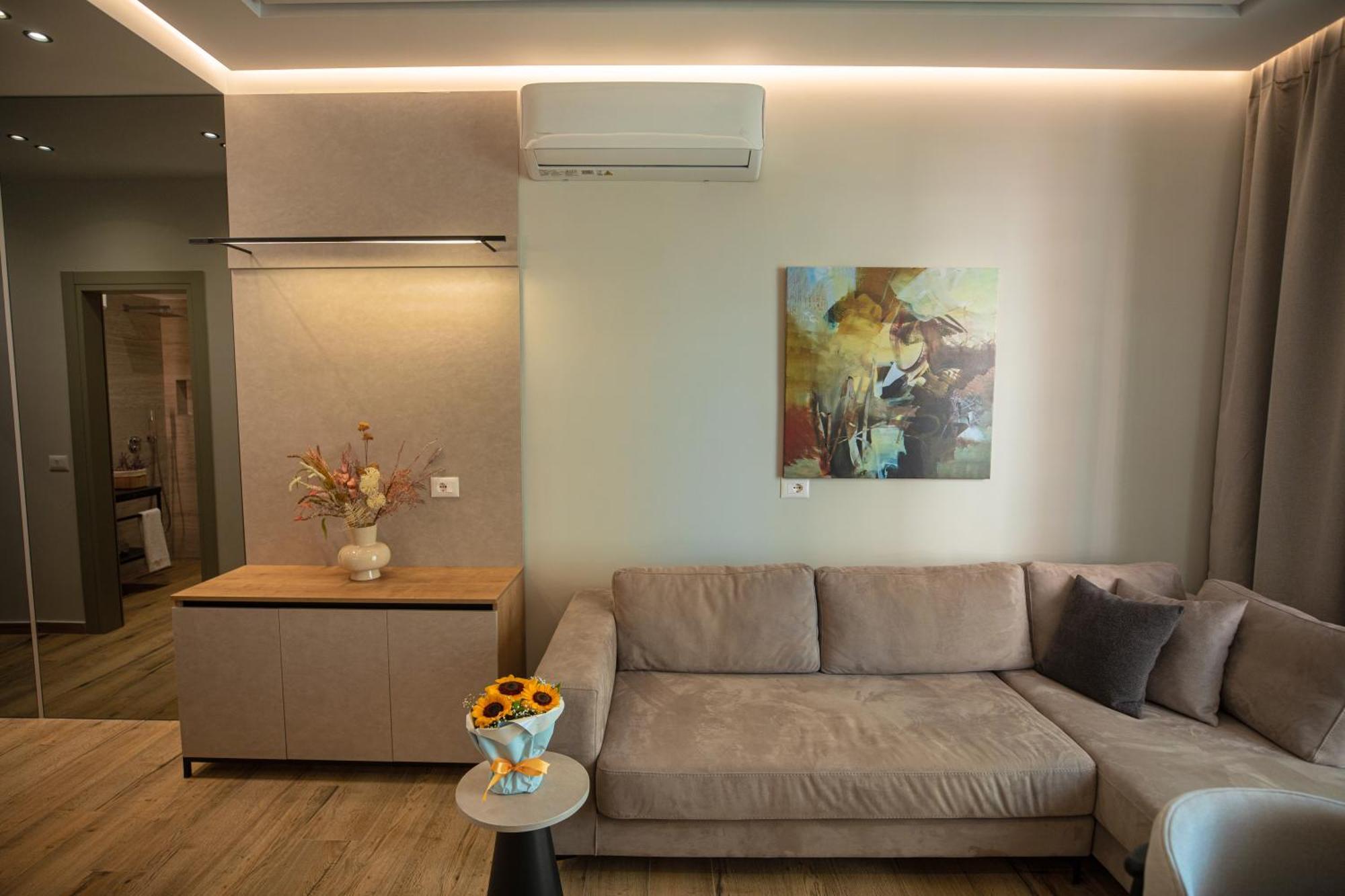 Vlore Luxury Apartaments "Fael" Exteriör bild